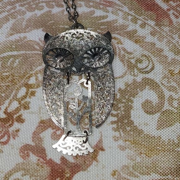 Owl necklace - Picture 3 of 6